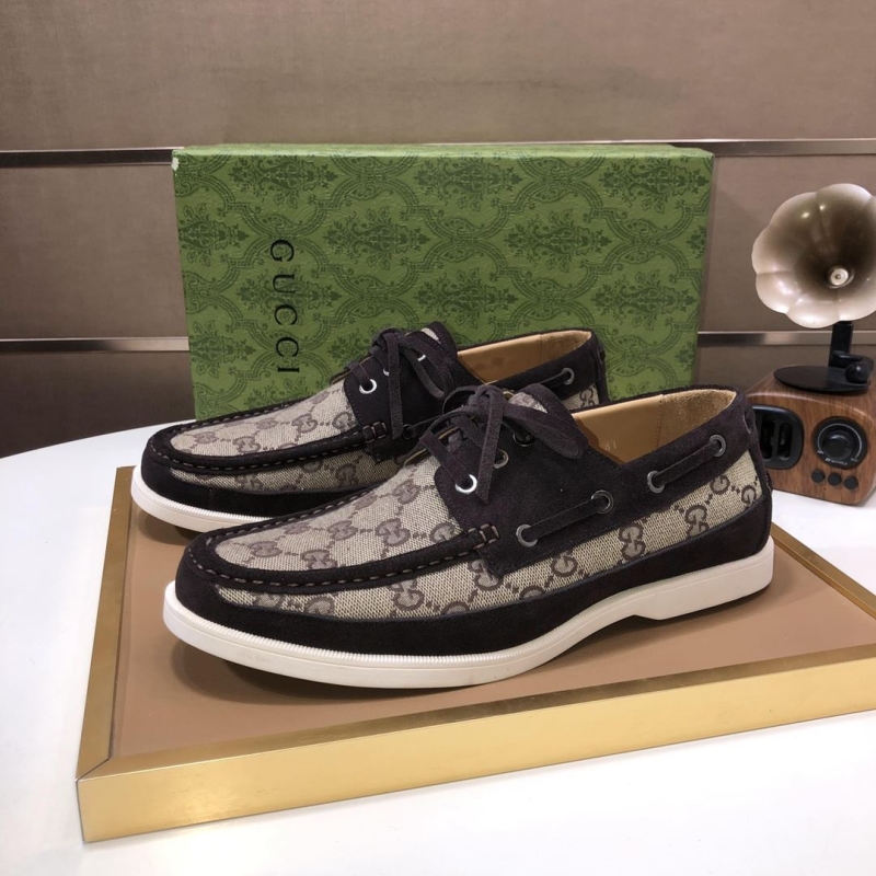 Pra*a casual shoes